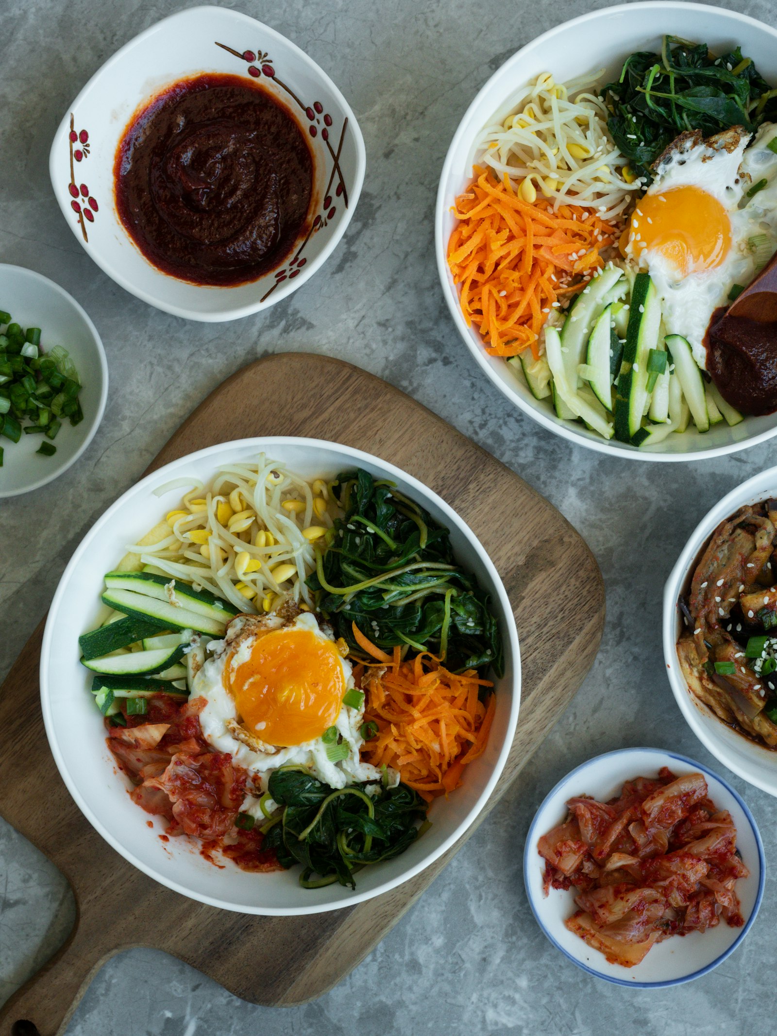 Korean Low-Carb Bibimbap vs Mediterranean Diet: Which Reduces Menopausal Belly Fat Faster? (2026 Clinical Comparison)